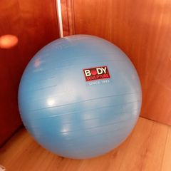 Body sculpture gym ball