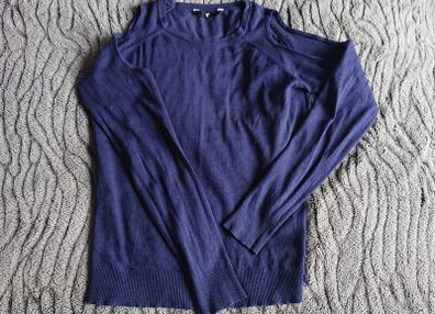 All Jumpers for E2 each  Size 8