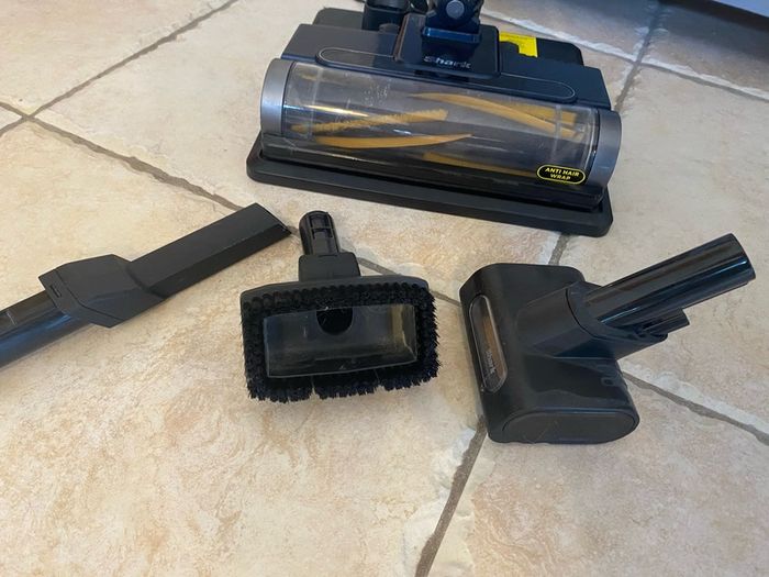 Shark 2in1 Wandvac vacuum cleaner