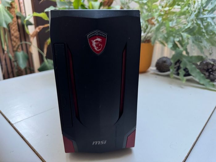 MSI Nightblade i5-6400 Compact Gaming PC