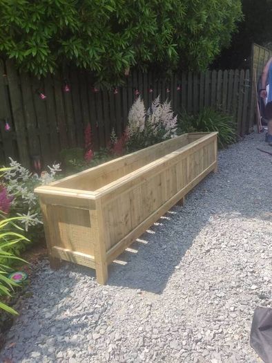 Rustic style planter