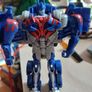 Transformers Optimus Prime and Autobot Drift Image 3