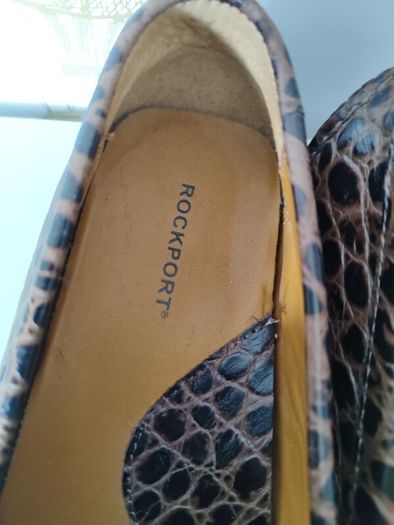 Ladies Shoes size 5.5lovel