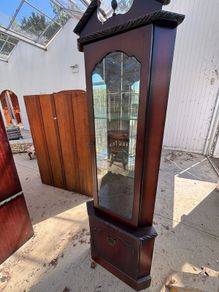 Display cabinet