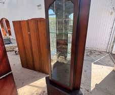 Display cabinet