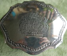 Vintage Lion Jewelry Box Aged Silver Plated "Dieu Et Mon Droit" ( God and My Right) United Kingdom Coat of Arms Ornate Box 4 Lion Head Feet