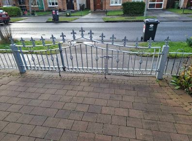 garden gates. 318x77