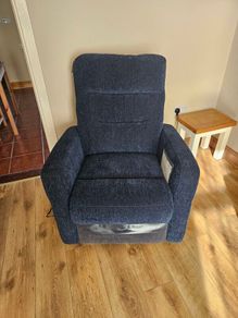 Recliner chair - electric