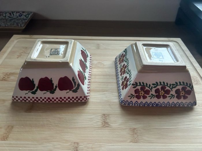2 Nicholas Mosse square bowls