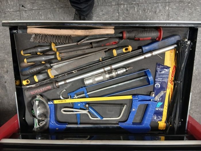 tengtool box and tools