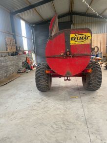 Dung spreader