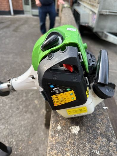 Petrol Strimmer 2 Stroke
