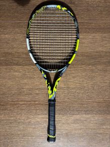 Babolat Pure Aero 98 (2023) tennis racket grip size 2