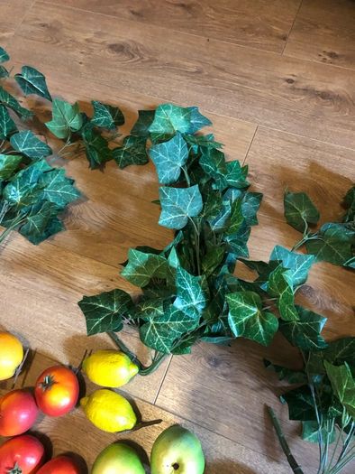 Quality Display Ivy, fruit & vegetables, kitchen decor or wedding  ivy floral  decor