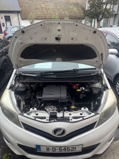 Toyota Vitz 2011