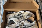 Asics Kayano