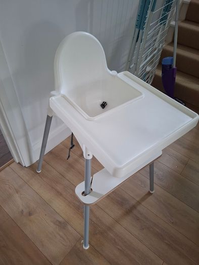 Highchair with custom made footrest