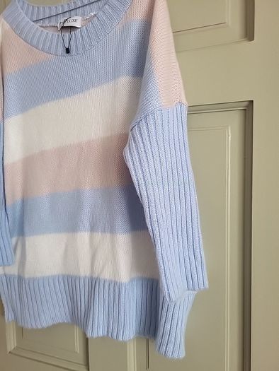 soft jumper fit up to an 18