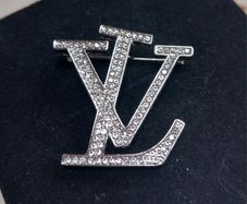 Fashion diamante brooch, D18 post 3e