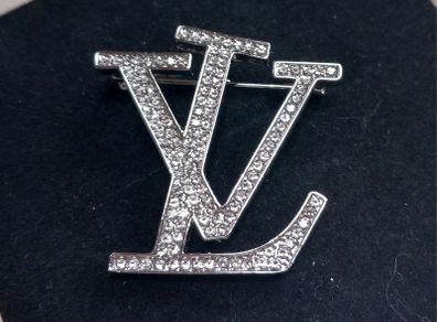 Fashion diamante brooch, D18 post 3e