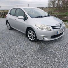 2010 toyota Auris 1.4 petrol nct 1/27 tax 4/26