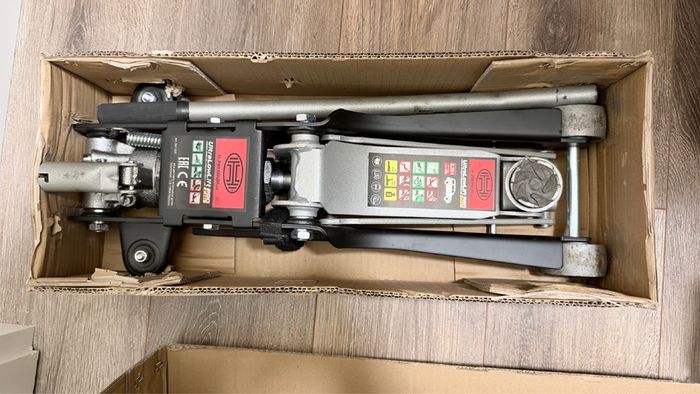 HEYNER UltraLowLift Pro Jack