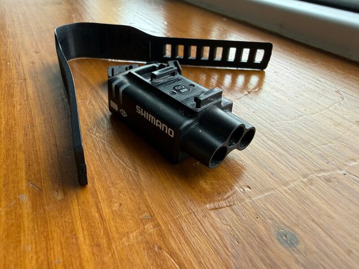 Shimano SM-EW90-A DI2 junction box kit 3 ports