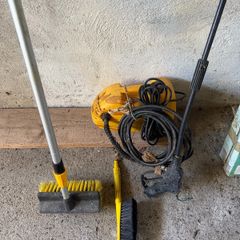 Power Washer & Patio/Car Brush Attachments