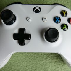 Xbox One Wireless Controller, White