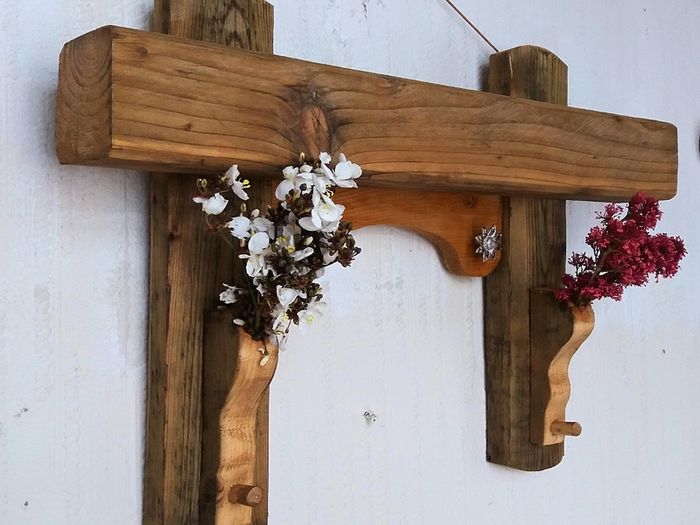 NEW Rustic Oak Beam Floating Shelf with hooks
