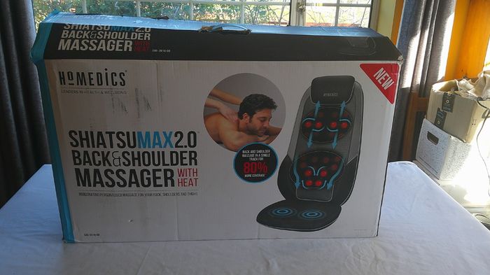 HoMedics Shiatsu Max 2.0 Back and Shoulder Massager with Heat CBS-2016-GB Grey Excellent Condition Boxed Very Little Use Works Perfectly