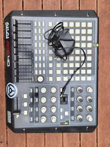 Akai apc 40