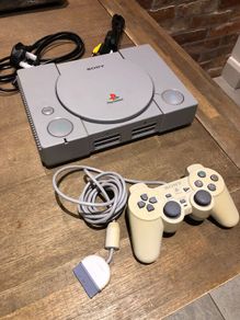 Retro Heaven - Sony Playstation 1 Model SCPH-5552 with analogue controller - #336