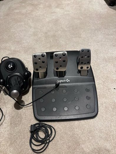 Logitech G29 driving force racing wheel