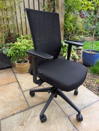 ergonomic office chair