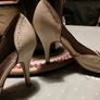 Ladies New look, cream high heel shoes Image 2