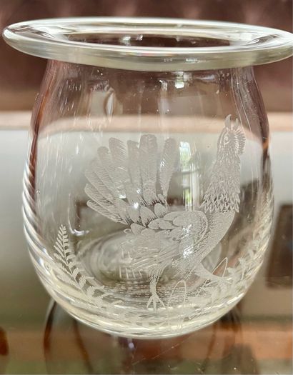 Vintage Signed Bruce Walker Kirkbuddo Glass Studio Etched Art Glass Bud Vase Capercaillie 1976