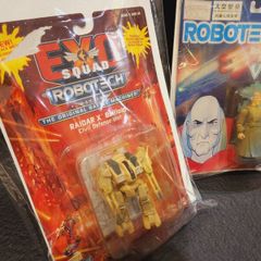 Robotech Exo Squad Figures x 2 (Sealed)