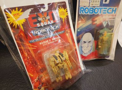 Robotech Exo Squad Figures x 2 (Sealed)