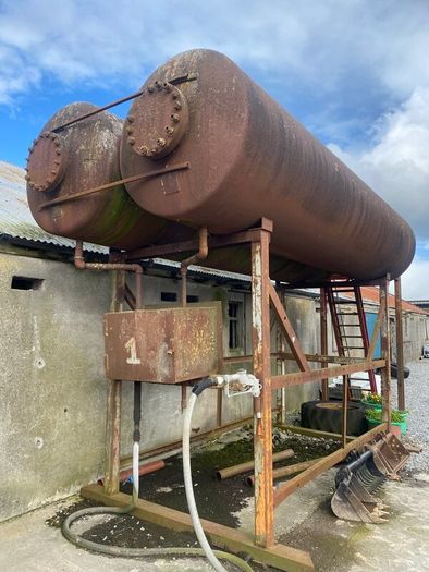 Harvest Lodge Pigs Jobs: Plant machinery
