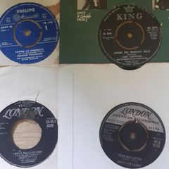 Vinyl Various Singles
