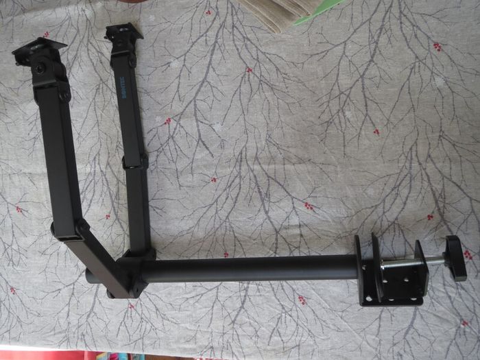 Dual Monitor Arm