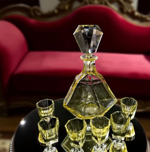 Yellow diamond cut glow up crystal set