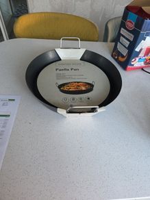 paella pan, new