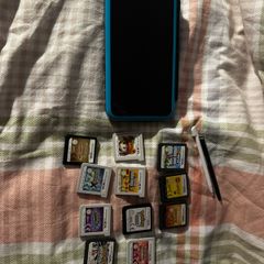 2DS XL Console Black & Turquoise