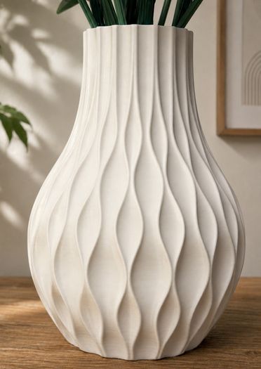 Elegant 3D printed vase