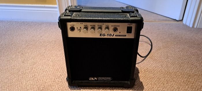 Acoustic Guitar Amp