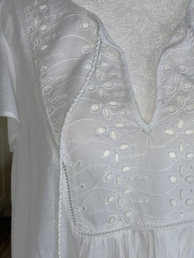 Ladies White Cotton Broderie Blouse from GAP