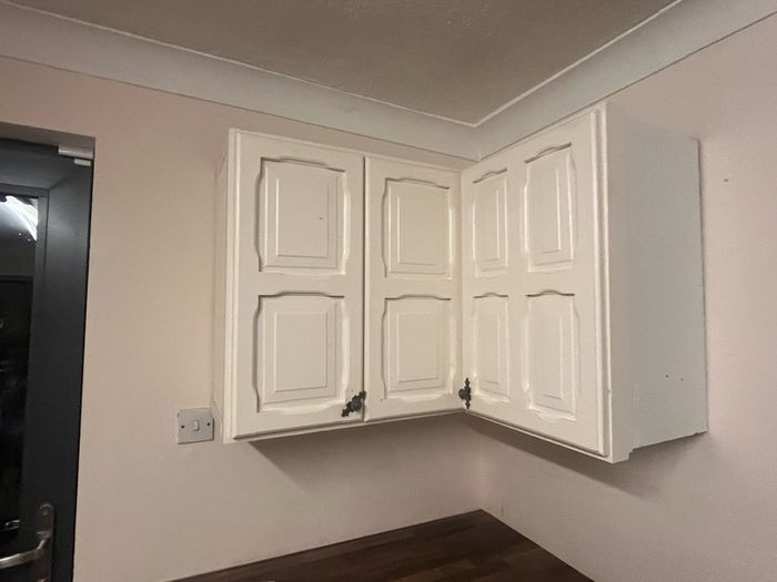 Kitchen cabinets