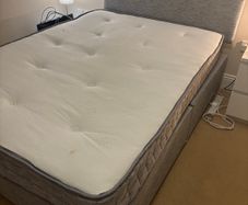 Double bed mattress and base
